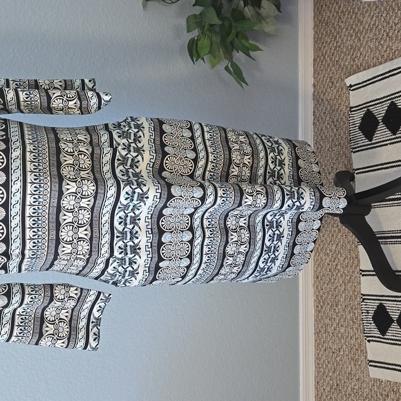 J McLaughlin Catalina Cloth Blue Patterned Sheath 3/4 Sleeves Dress Sz Medium - Picture 4 of 13